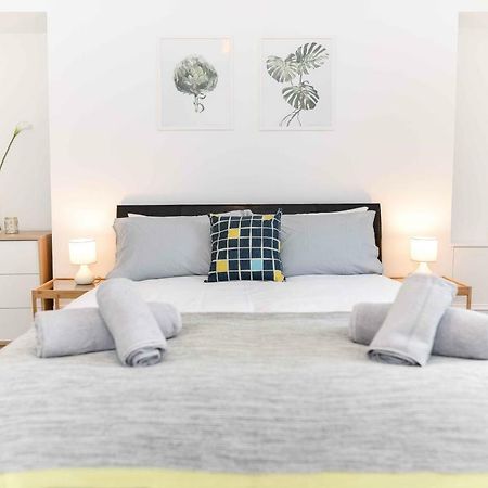 Stafford Modern Apartment Aberdeen Bagian luar foto