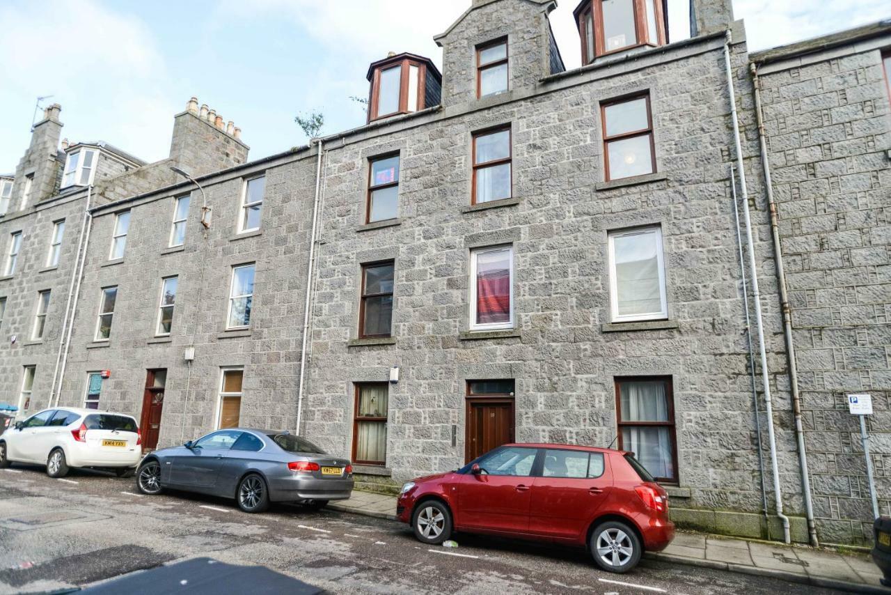 Stafford Modern Apartment Aberdeen Bagian luar foto